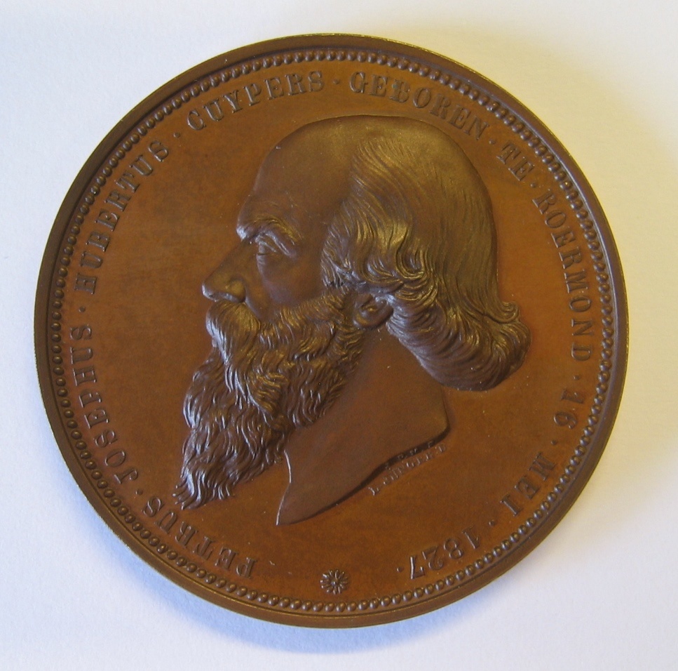 Herdenkingspenning uit 1885 met beeltenis van Dr. P.J.H. Cuypers t.g.v. de opening van het Rijksmuseum te Amsterdam in 1885.