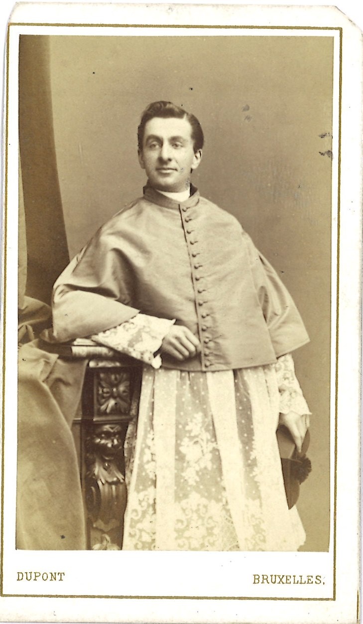 Verzameling van 51 Portretfoto's (carte-de-visite) van geestelijken: Abt Charles Chabrus Cha??? de St. Maurice .
