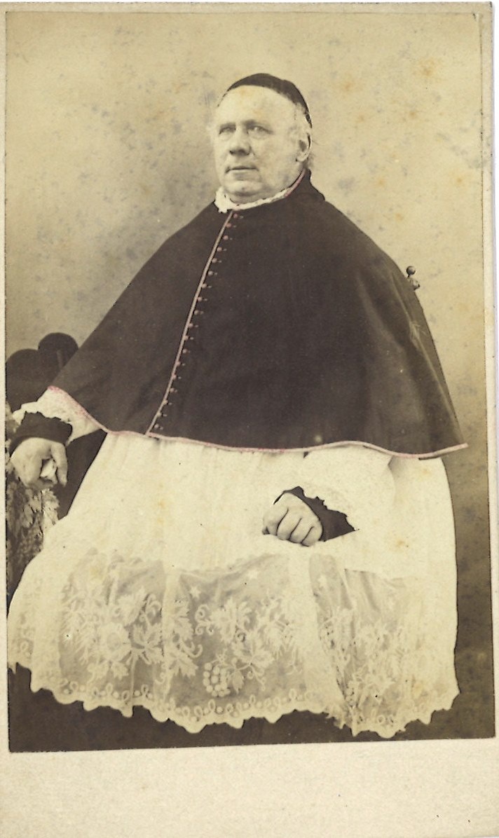 Verzameling van 51 Portretfoto's (carte-de-visite) van geestelijken: onbekende priester.
