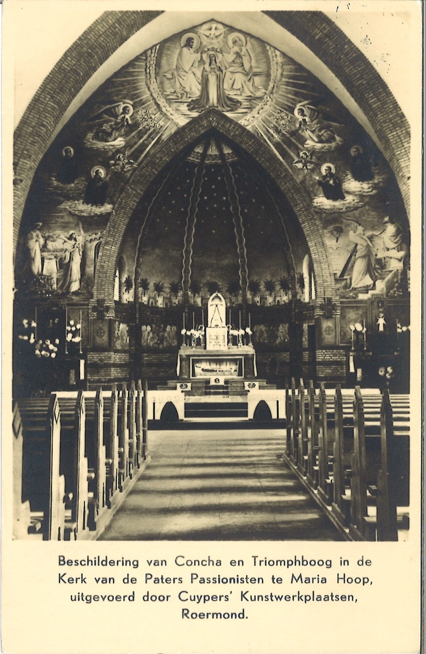 Map met foto's en ansichtkaarten gerelateerd aan het Cuypershuis te Roermond: foto 6693w