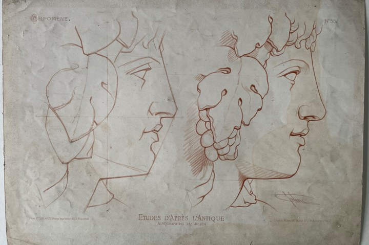 Schets uit: Ëtudes d' Apres l'Antique. Twee vrouwenhoofden van zijkant. (Melpomene).